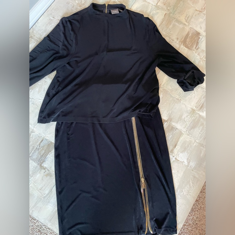 Chico's Black Two-Piece Dress Set with Gold Zip Detail (Bin 14)